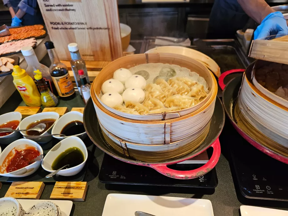 Desayuno - dim sum dumplings
