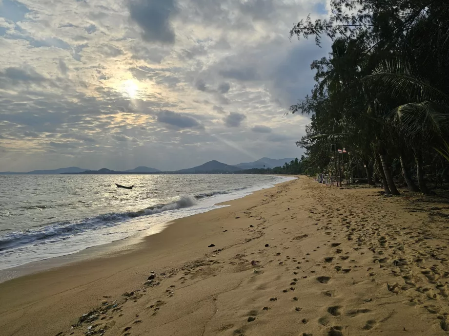 Playa de Mae Nam