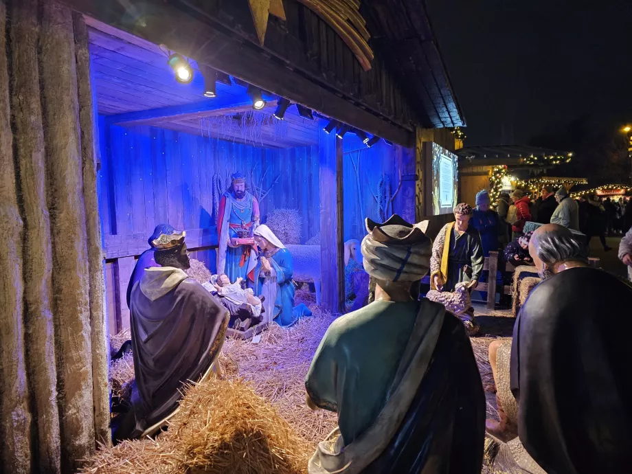 Mercado navideño frente al ayuntamiento