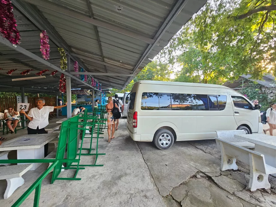 Minivan - salida de regreso al hotel