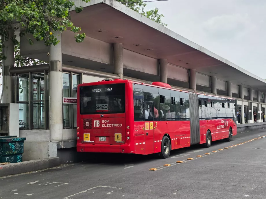 Estación de Metrobús