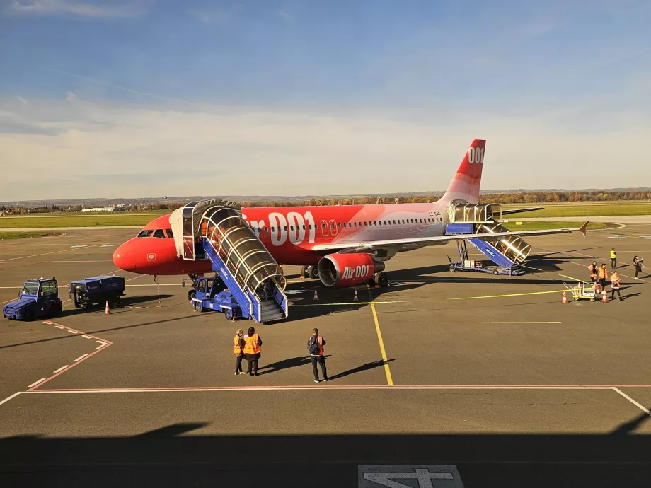 Airbus A320 en el aeropuerto de Ostrava
