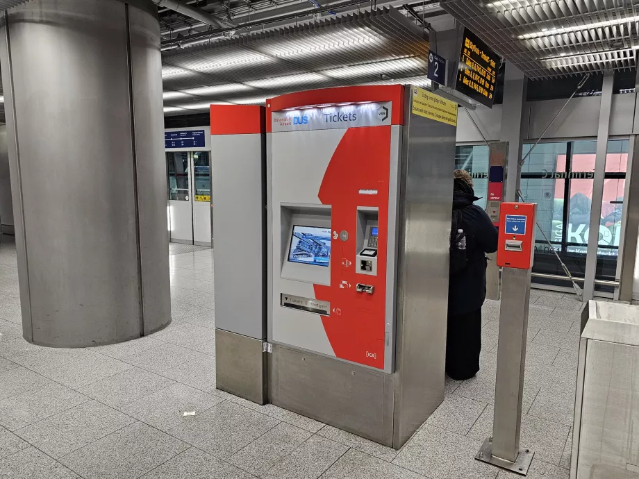 Máquina expendedora de billetes, SkyTrain