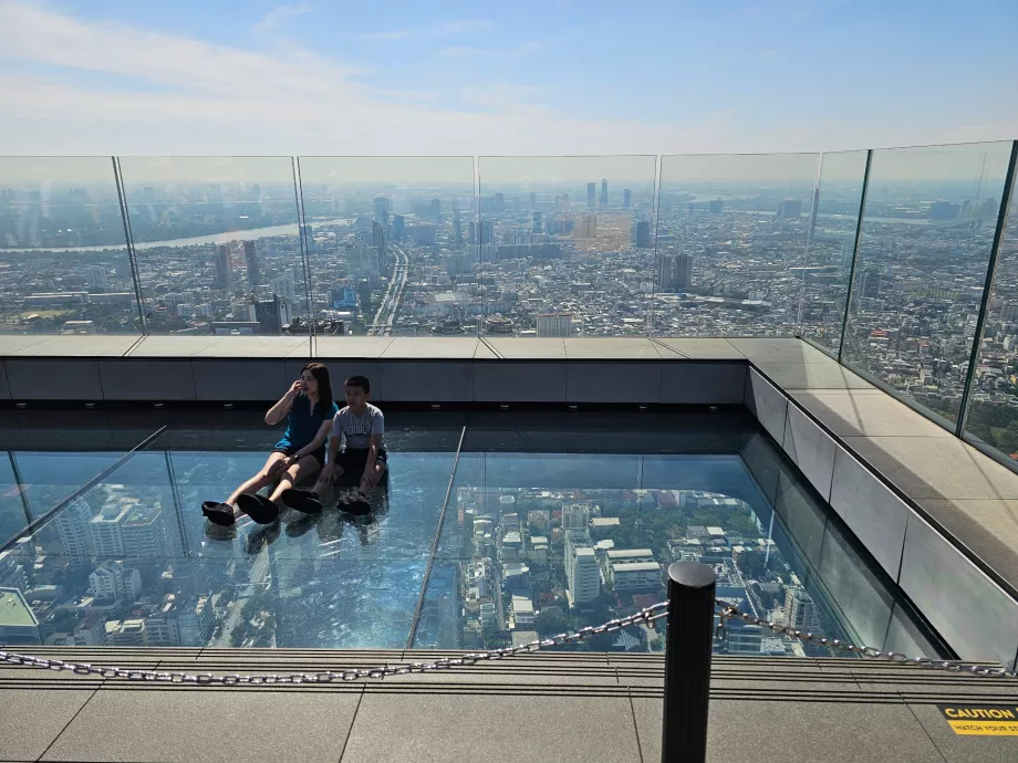 King Power Mahanakhon - pasarela elevada