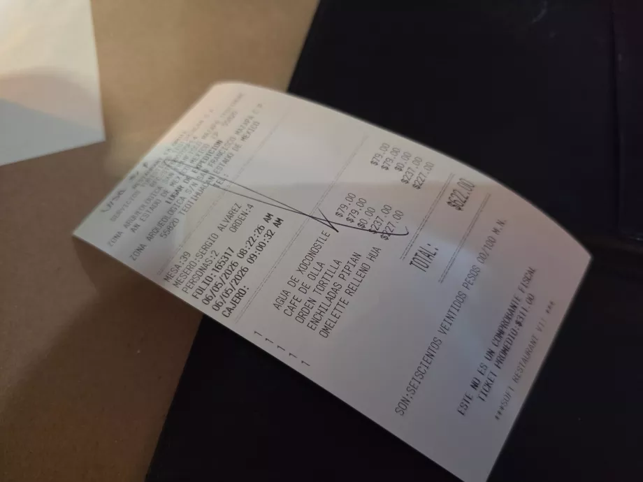 Cuenta del restaurante La Gruta