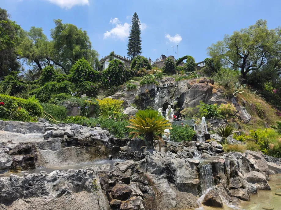 Vista desde abajo del Cerro Tepeyac
