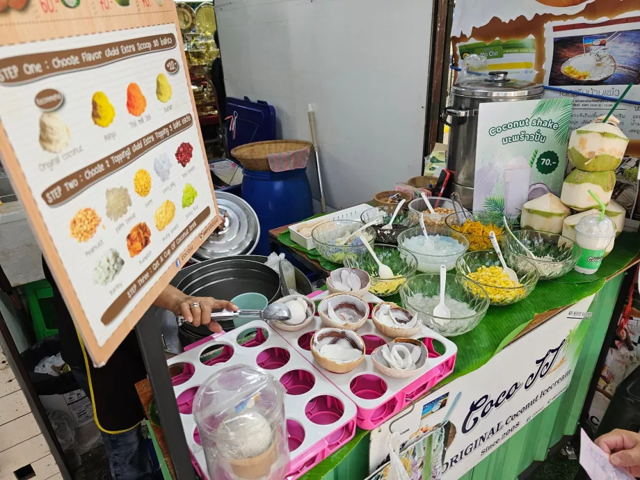 Mercado de Chatuchak, helado de coco
