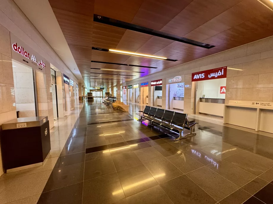 Alquiler de coches en el aeropuerto de Salalah SLL