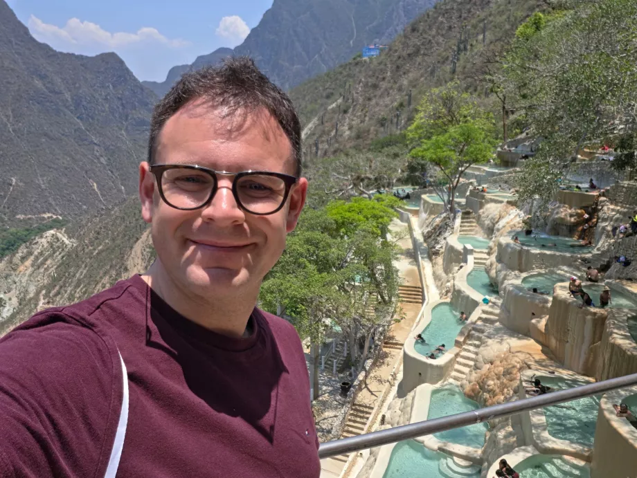 Yo en Tolantongo Cascade Pools