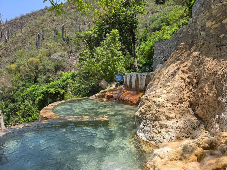 Cascada piscinas Tolantongo