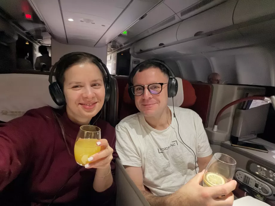 Nosotros en los asientos del medio