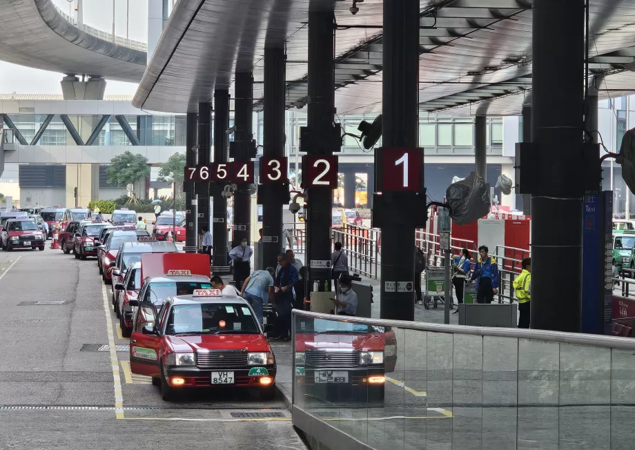 Taxi en el aeropuerto de Hong Kong
