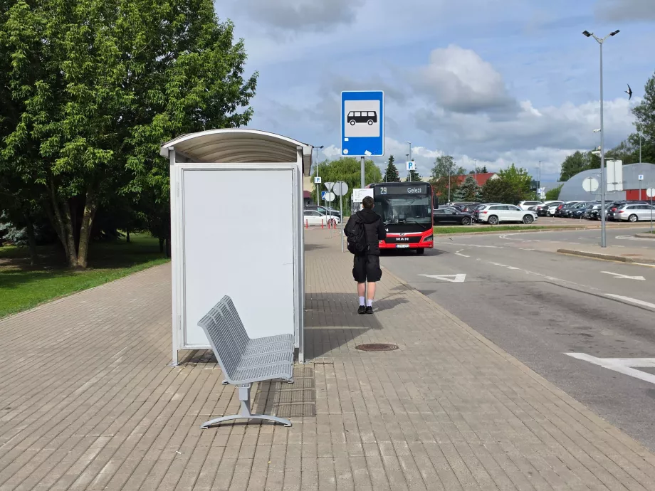 Parada de autobús urbano e interurbano