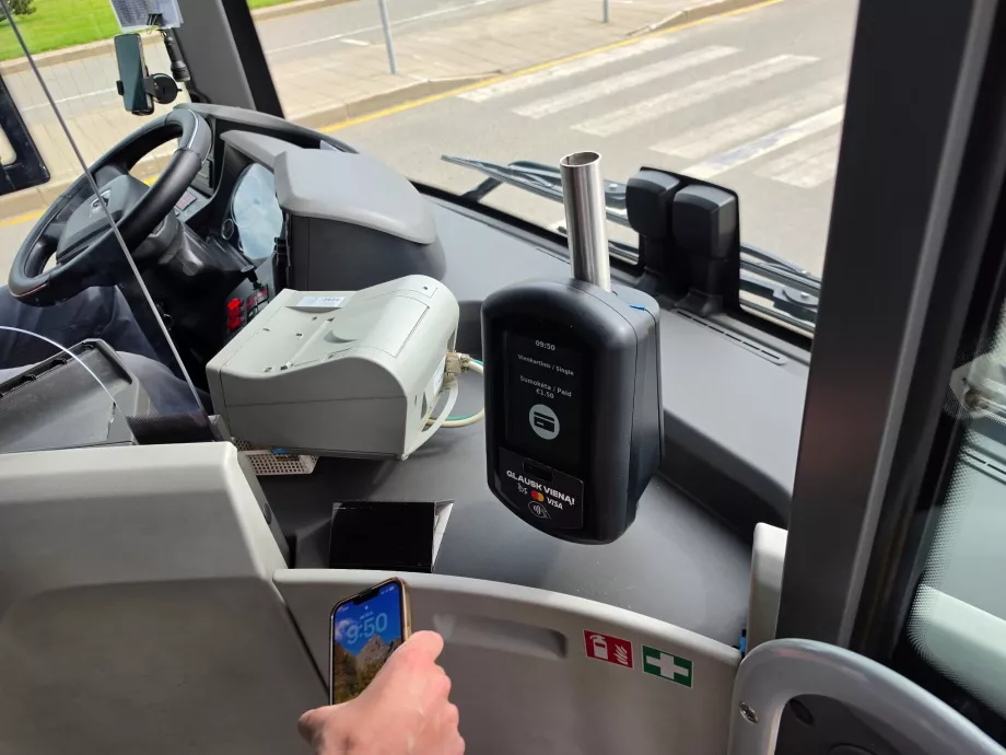 Pago con tarjeta en el autobús