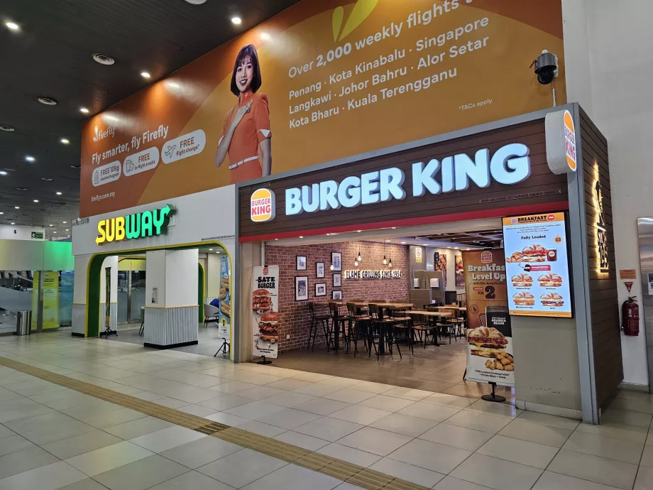 Comida rápida en la zona pública