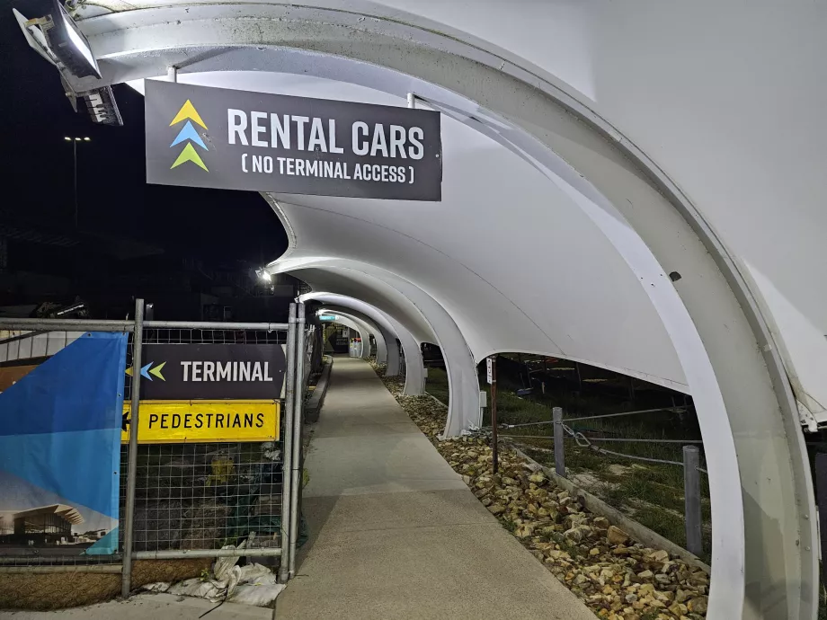 Pasarela de alquiler de coches del aeropuerto de Newcastle