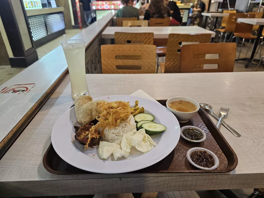 Mi comida en el Mercado Central