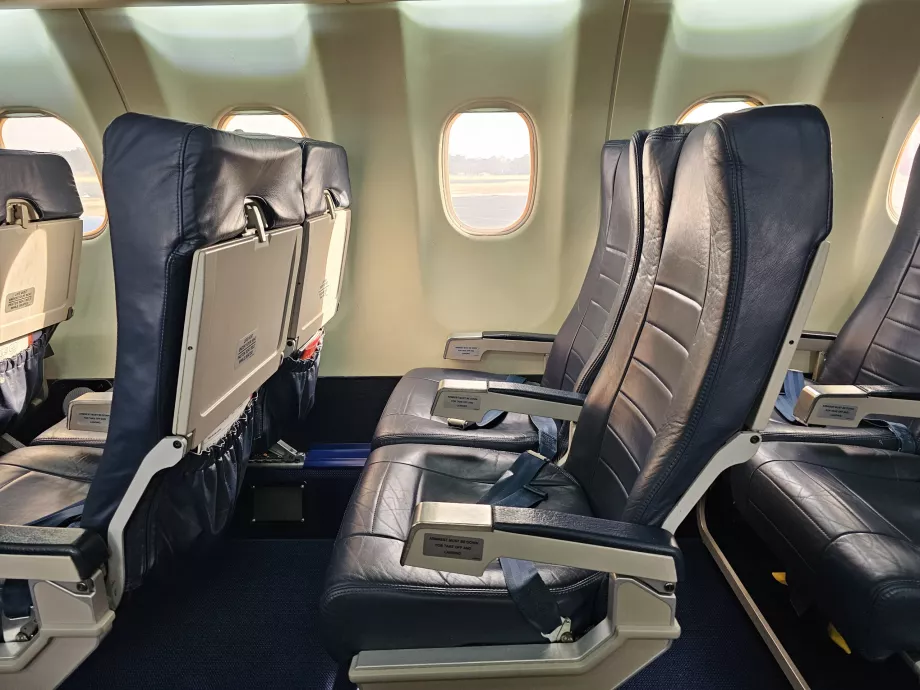 Asientos en un avión Saab