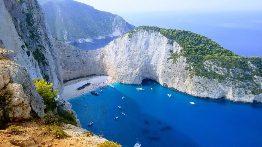 Vista de la playa de Navagio