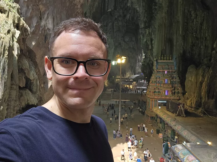 Yo en las cuevas de Batu