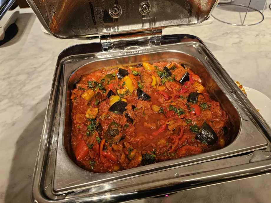 Menú de mediodía - comidas calientes