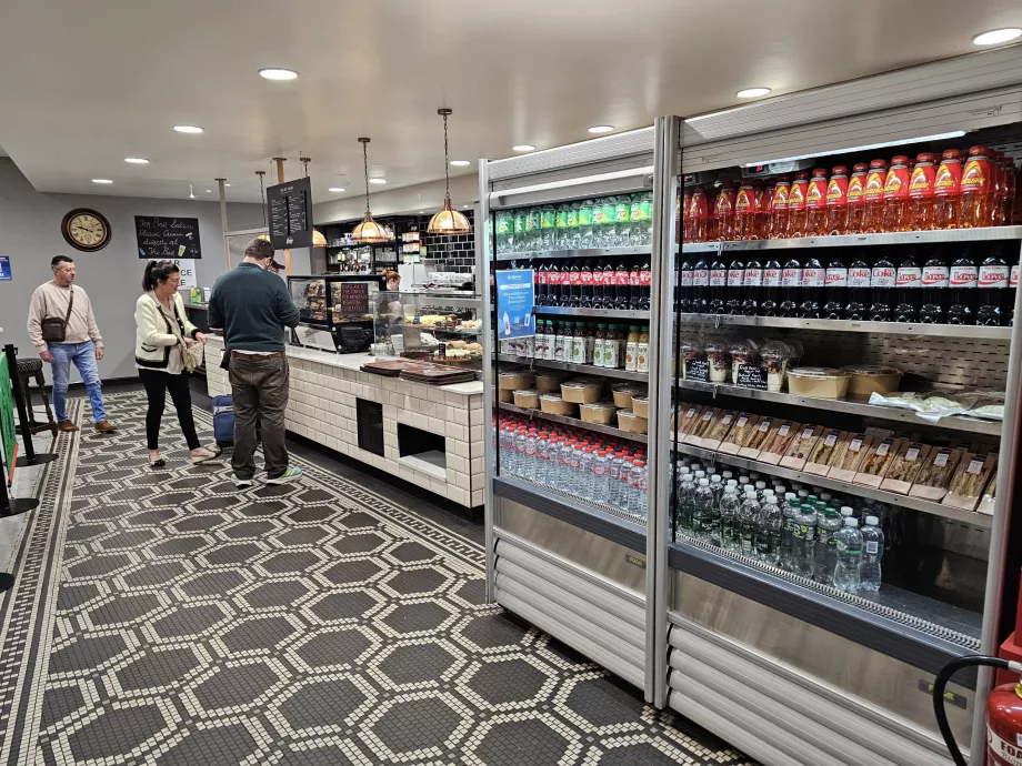 Restaurante del aeropuerto, parte pública