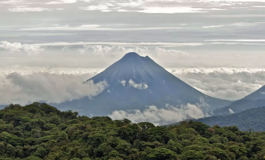 San José - Volcán Arenal