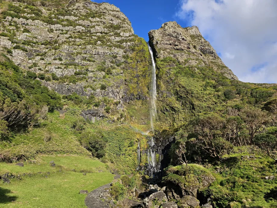 Cascada de Bacalhau con tiempo tranquilo