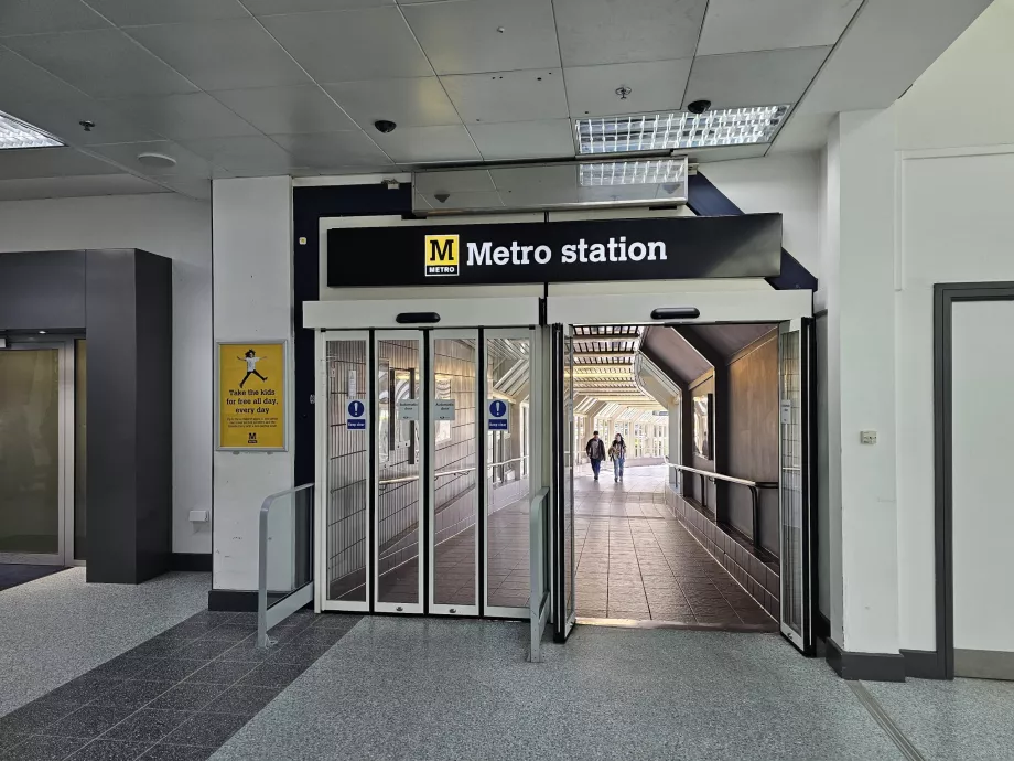 Entrada a la estación de metro