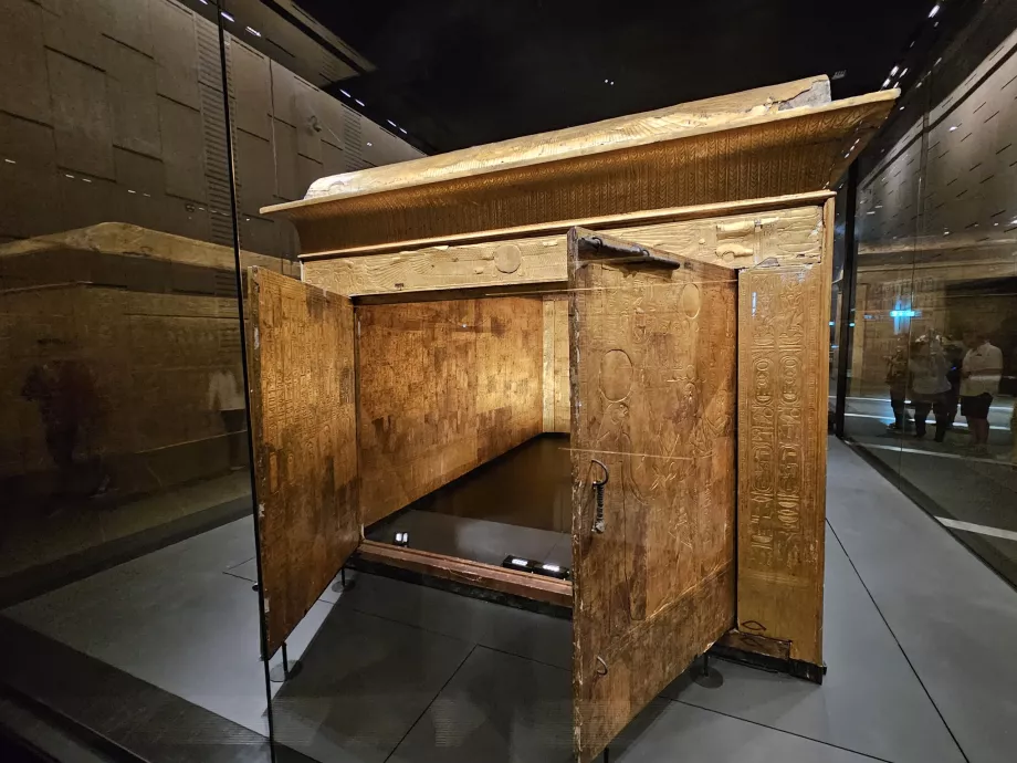 Tumbas en las galerías principales