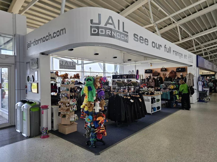 Tienda de recuerdos, parte pública