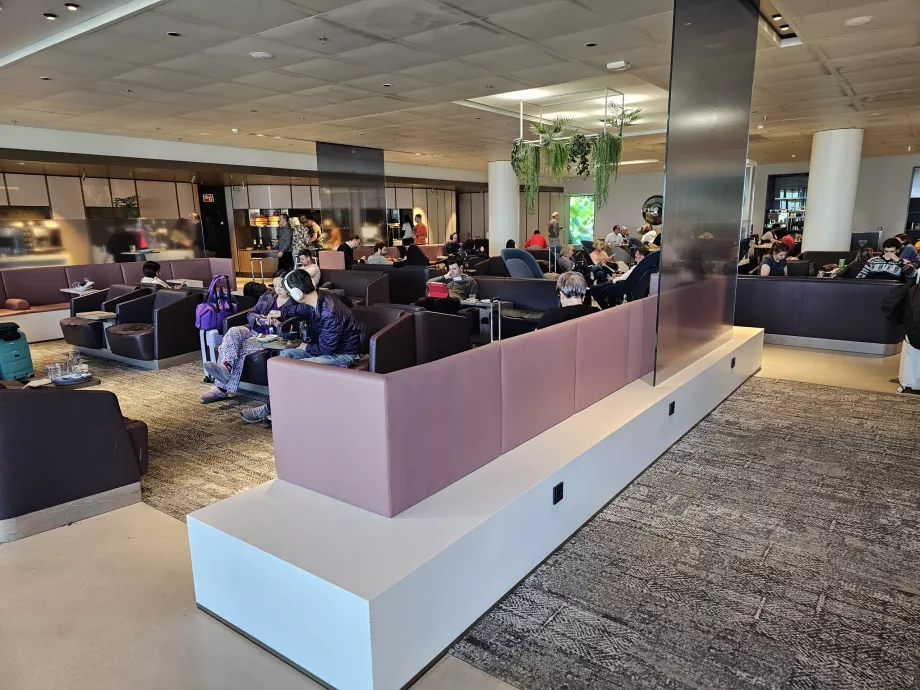 Entorno general del Aspire Lounge