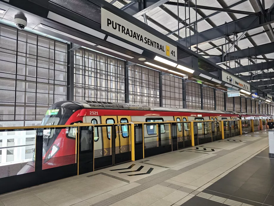 Estación de metro Putrajaya Sentral