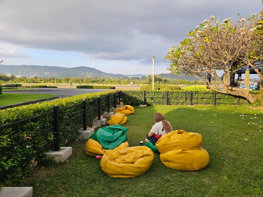 Área de descanso, zona de tránsito, parte internacional