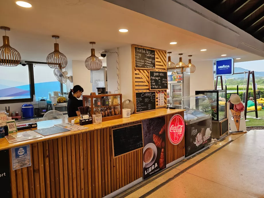 Cafés y restaurantes, sección internacional, zona de tránsito