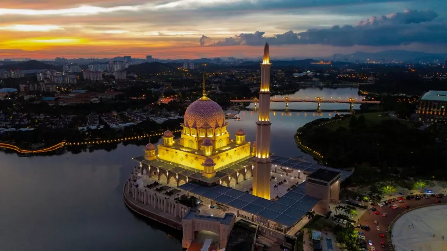 Putrajaya de noche
