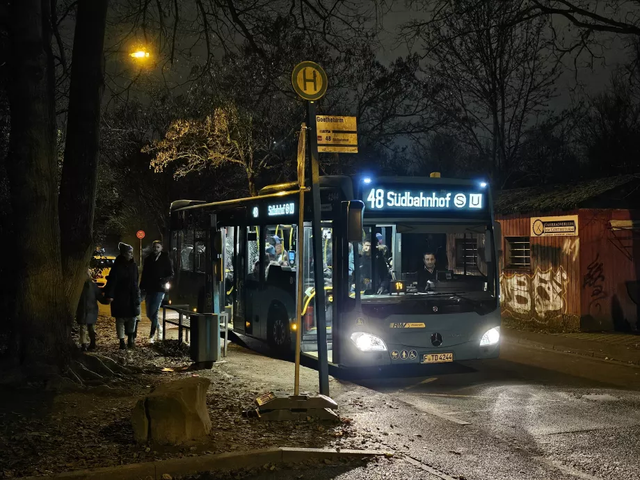 Autobús en Goetheturm