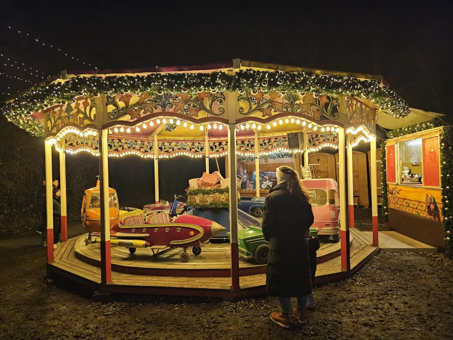 Mercado de Navidad de Sachsenhäuser en Goetheturm