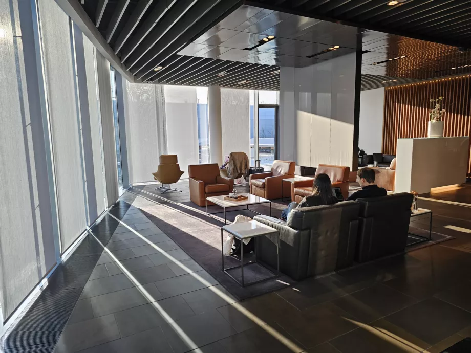 Ambiente de salón: asientos cómodos