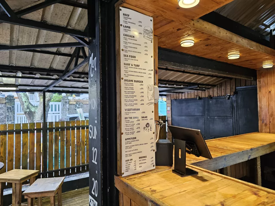 Precios de las hamburguesas a pie de playa
