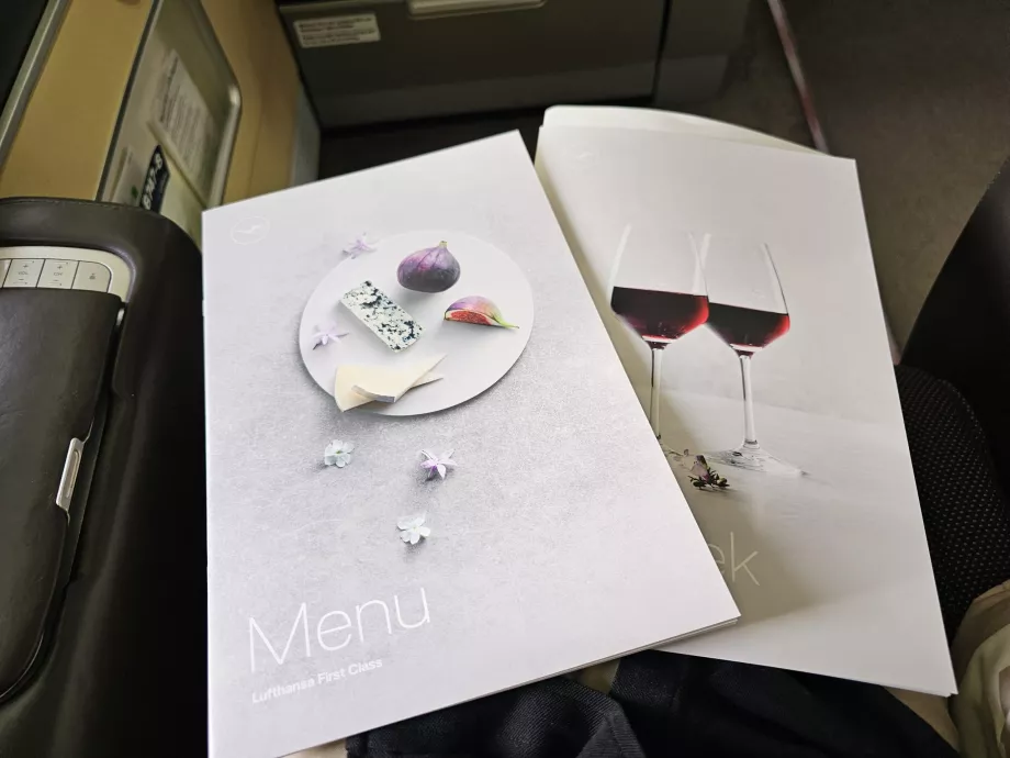 Menú y carta de vinos impresos