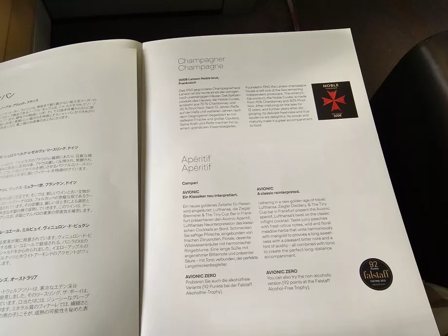 Champán y cócteles