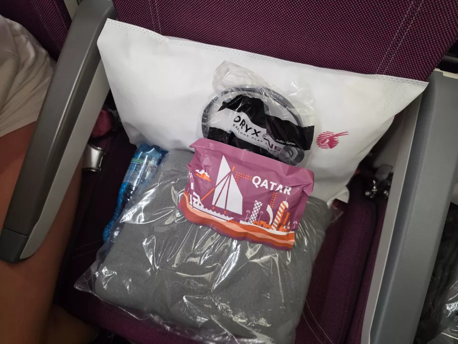 Lo imprescindible para un vuelo de larga distancia en clase turista