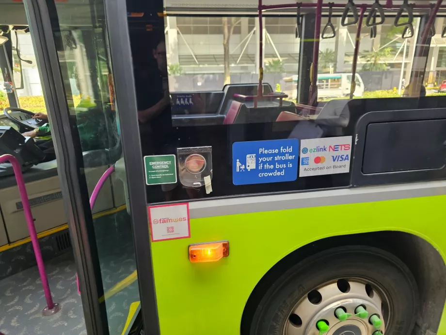 Pago con tarjeta en el autobús