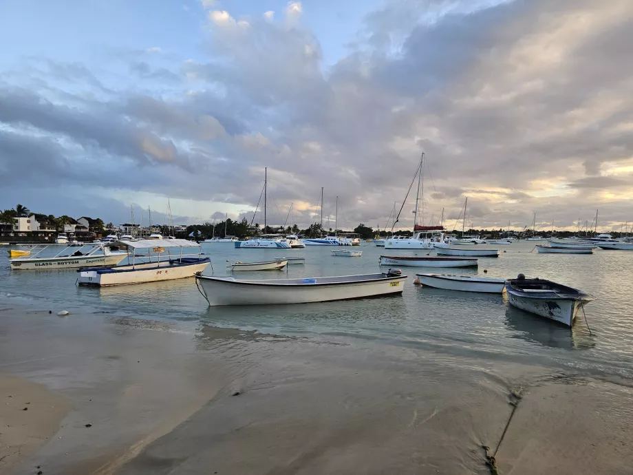 Puerto deportivo Grand Baie