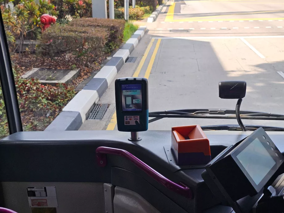 Pago con tarjeta en el autobús