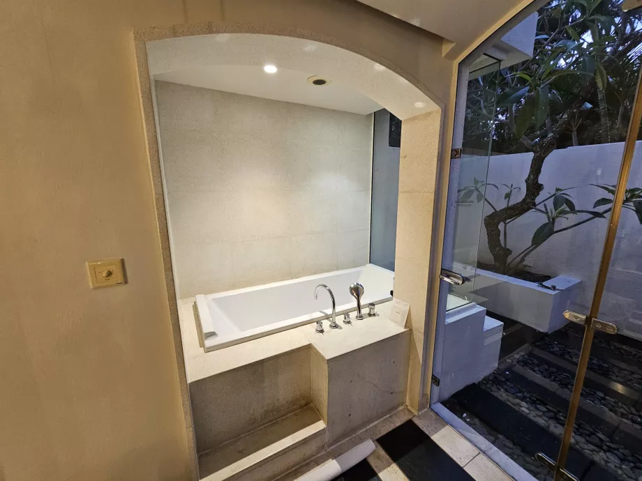 Cuarto de baño, bañera