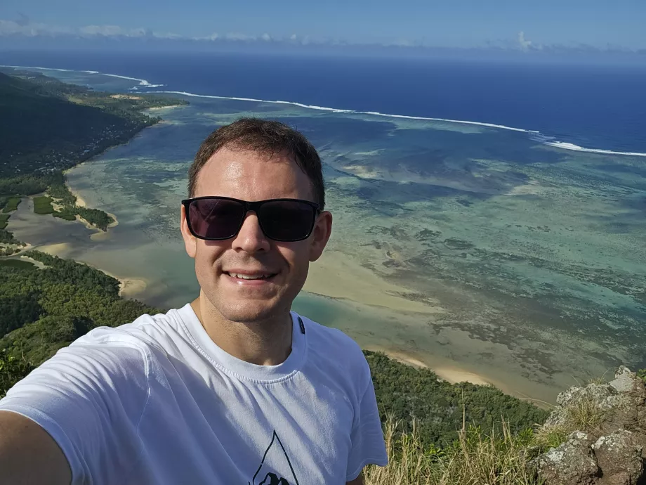 Yo en la cima de Le Morne