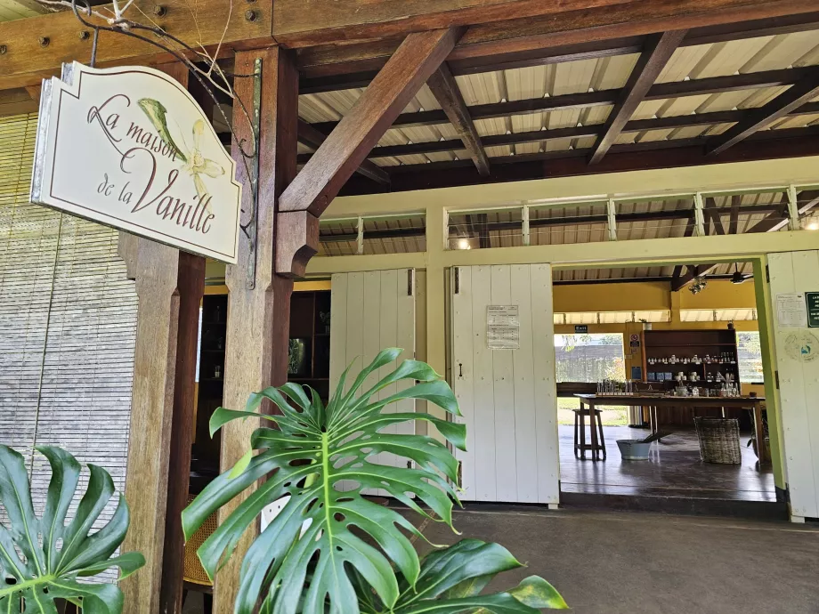 Saint Aubin, plantación de vainilla, tienda de recuerdos