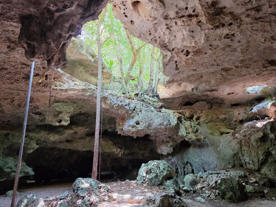 Cueva de Aktun Chen